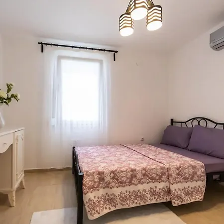 Summer Private With Garden And Private Pool, Within Walking Distance To The Sea In Gumusluk 酒店 博德鲁姆